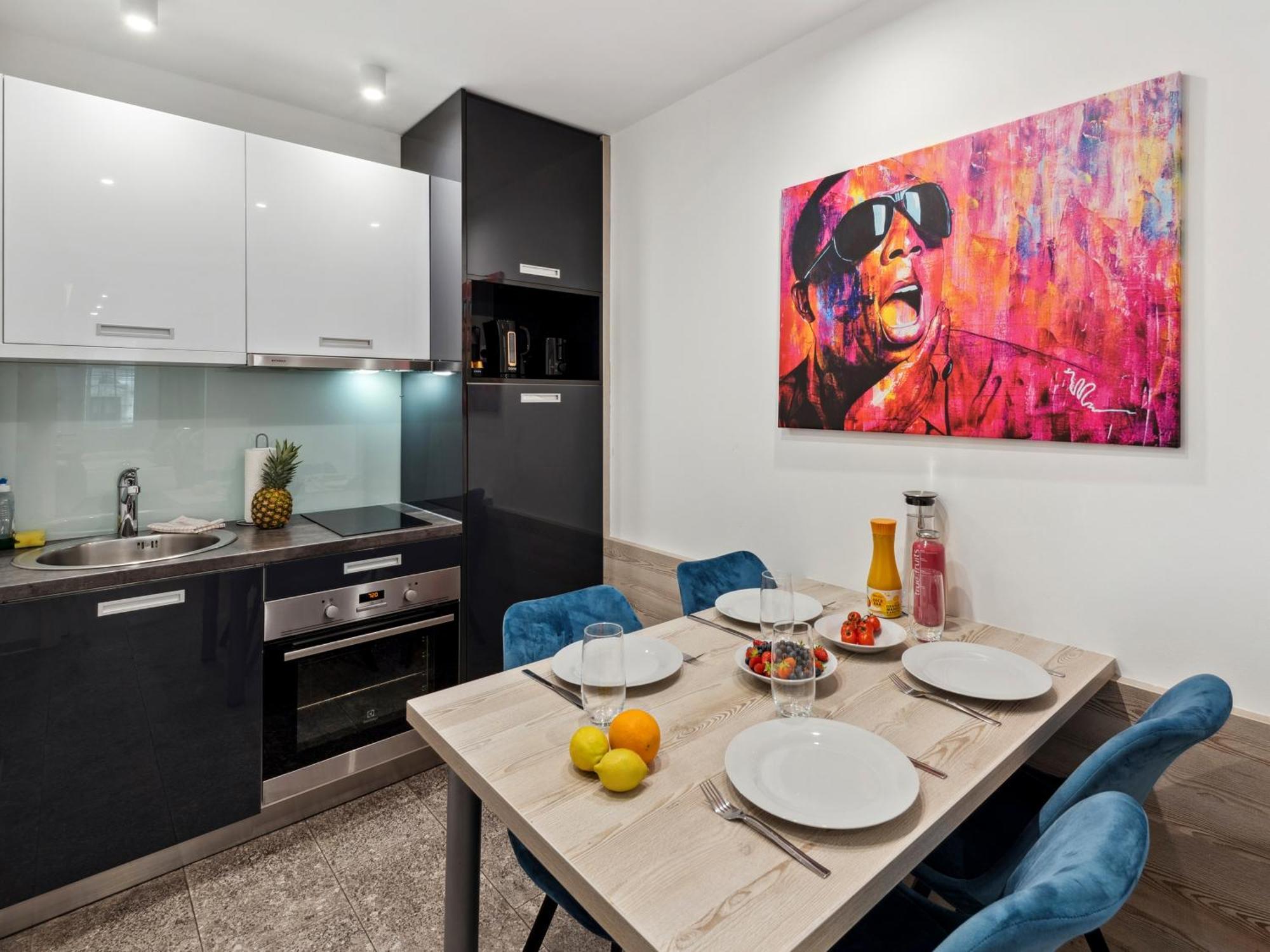 Sky9 Apartments District 6 Vienna Esterno foto
