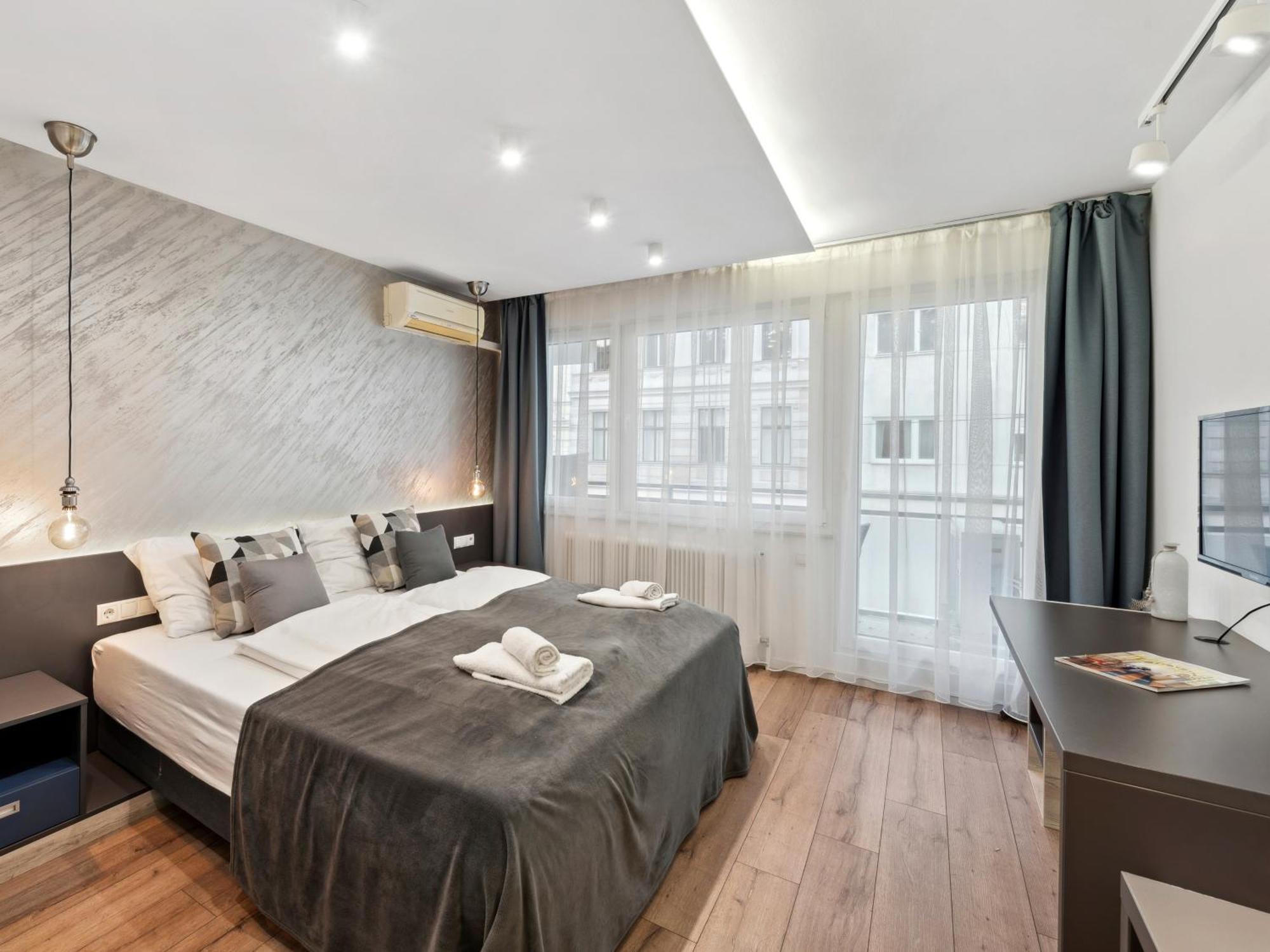 Sky9 Apartments District 6 Vienna Esterno foto